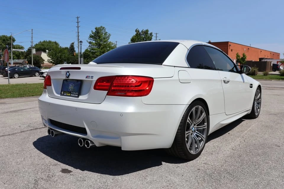 2011 BMW E93 M3 Convertible - Image 8 of 20