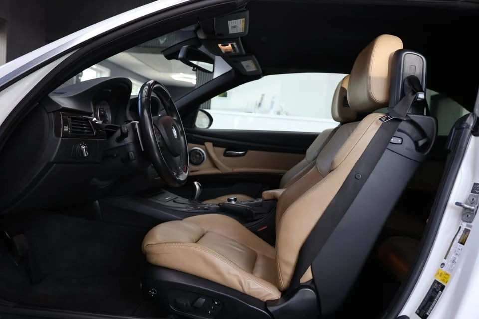 2011 BMW E93 M3 Convertible - Image 18 of 20
