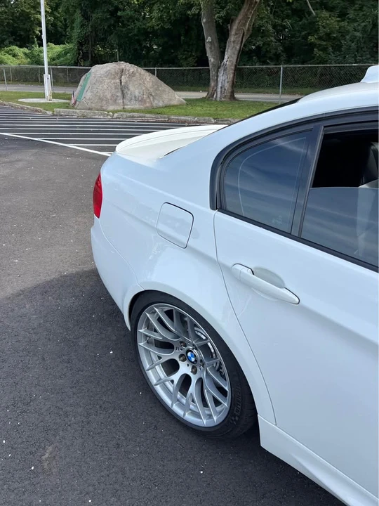 2011 BMW E90 M3 Sedan - Image 11 of 20