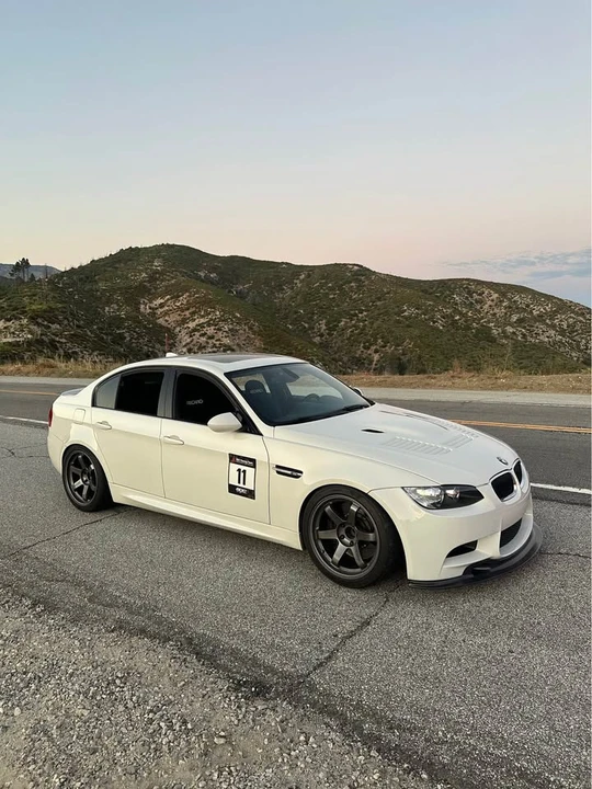 2011 BMW E90 M3 Sedan - Image 6 of 18