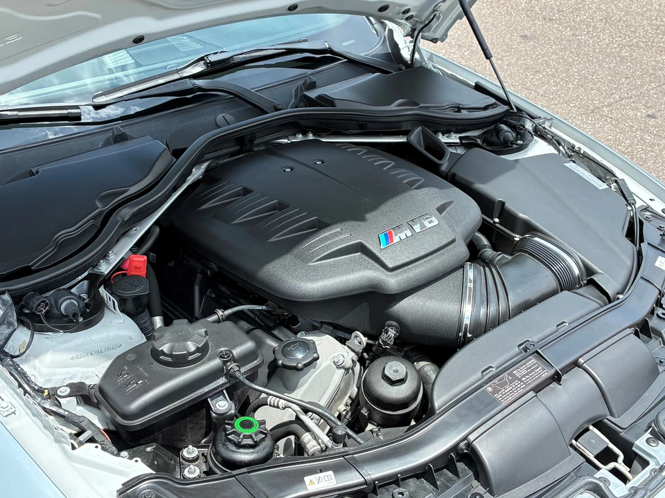 2011 BMW E93 M3 Convertible - Image 4 of 6