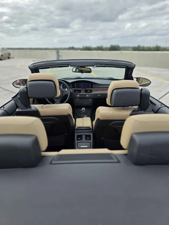 2011 BMW E93 M3 Convertible - Image 6 of 18