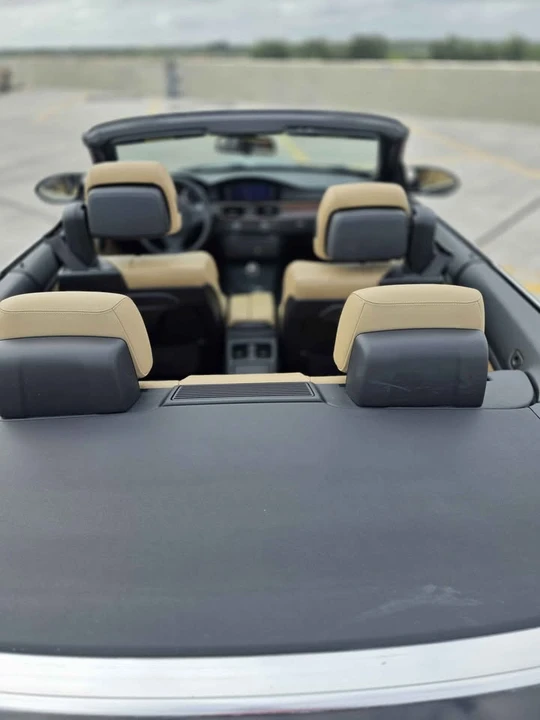 2011 BMW E93 M3 Convertible - Image 8 of 18