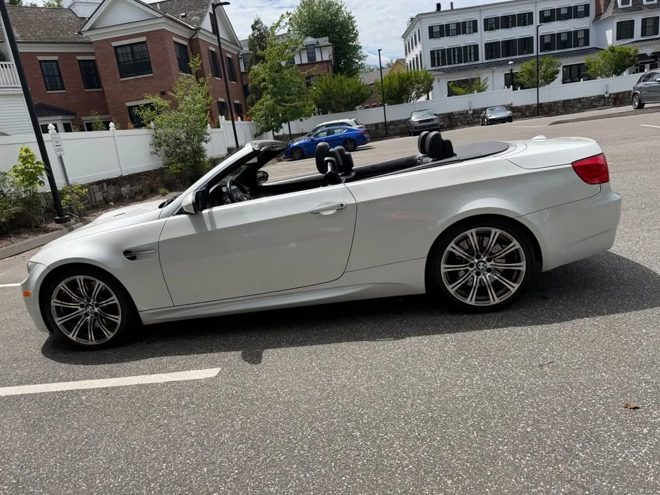 2011 BMW E93 M3 Convertible - Image 6 of 13
