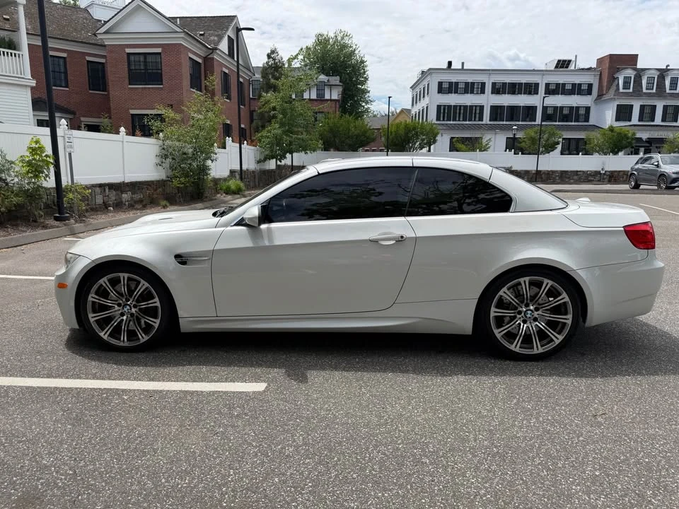 2011 BMW E93 M3 Convertible - Image 7 of 13