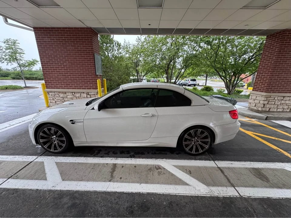 2011 BMW E93 M3 Convertible - Image 10 of 13