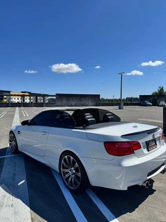 2011 BMW E93 M3 Convertible - Image 9 of 15