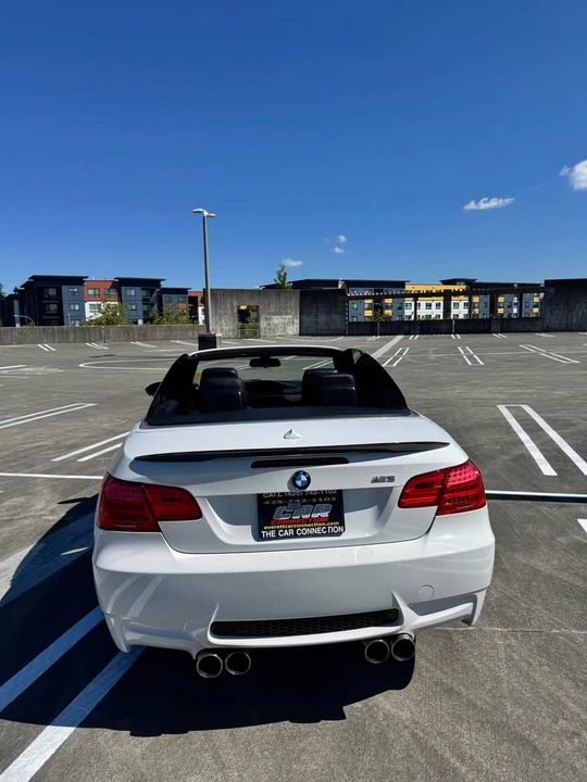 2011 BMW E93 M3 Convertible - Image 8 of 15