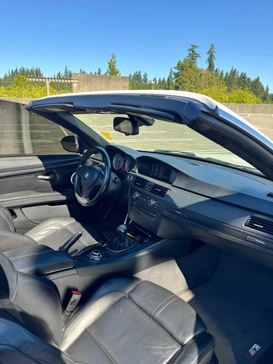 2011 BMW E93 M3 Convertible - Image 11 of 15