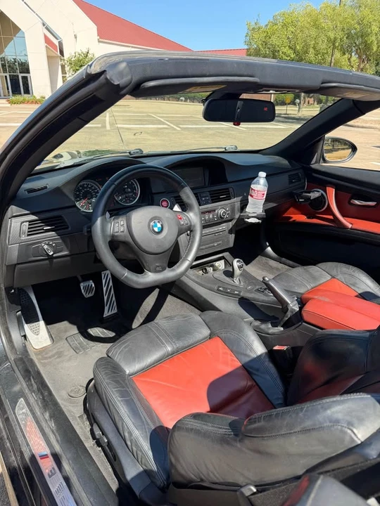 2011 BMW E93 M3 Convertible - Image 5 of 14
