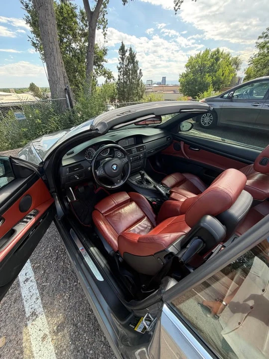 2011 BMW E93 M3 Convertible - Image 6 of 10