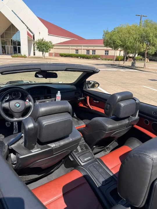 2011 BMW E93 M3 Convertible - Image 11 of 14