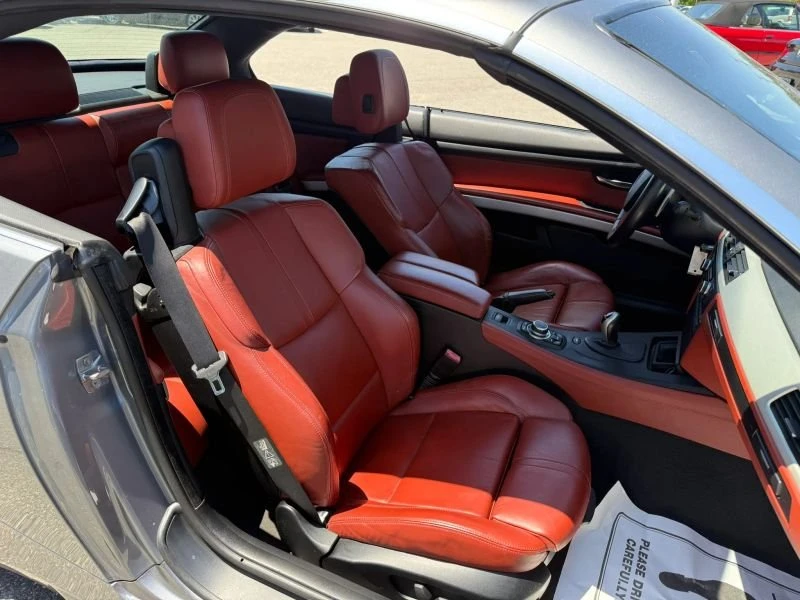 2011 BMW E93 M3 Convertible - Image 10 of 12