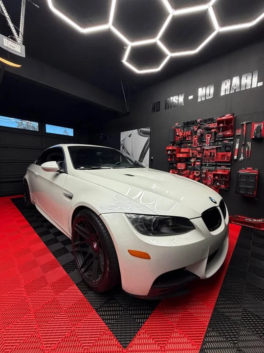 2011 BMW E93 M3 Convertible - Image 3 of 7
