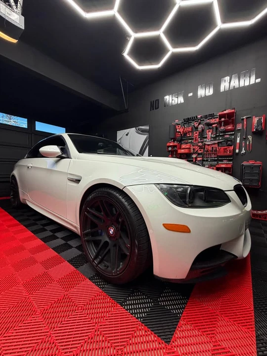 2011 BMW E93 M3 Convertible - Image 4 of 7