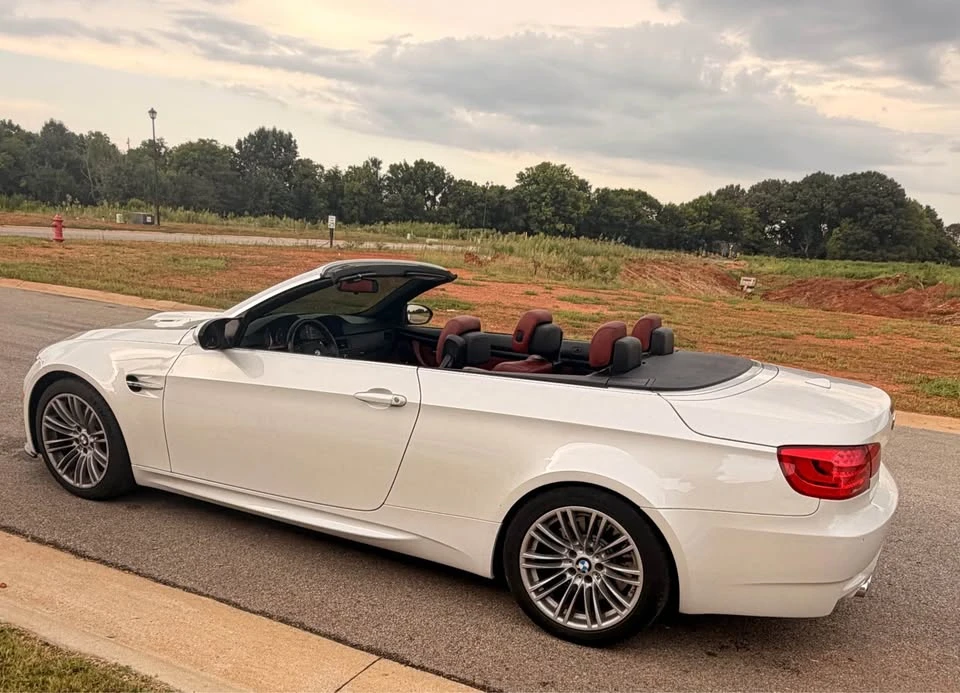 2011 BMW E93 M3 Convertible - Image 6 of 10