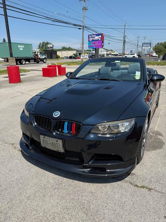 2011 BMW E93 M3 Convertible - Image 3 of 4