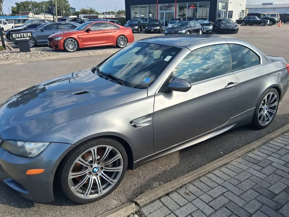 2011 BMW E93 M3 Convertible - Image 4 of 4