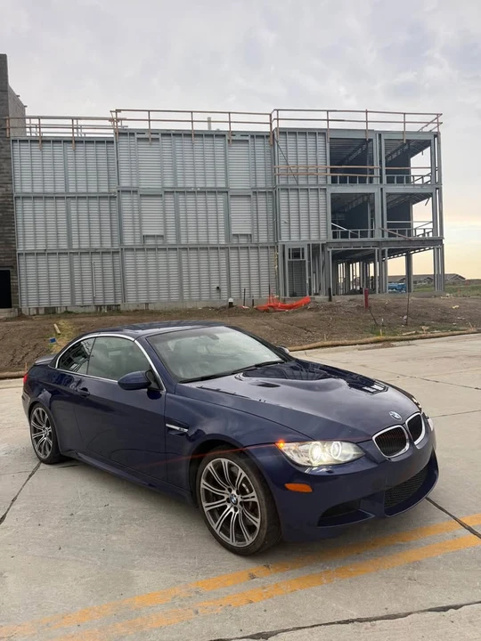 2011 BMW E93 M3 Convertible - Image 3 of 14