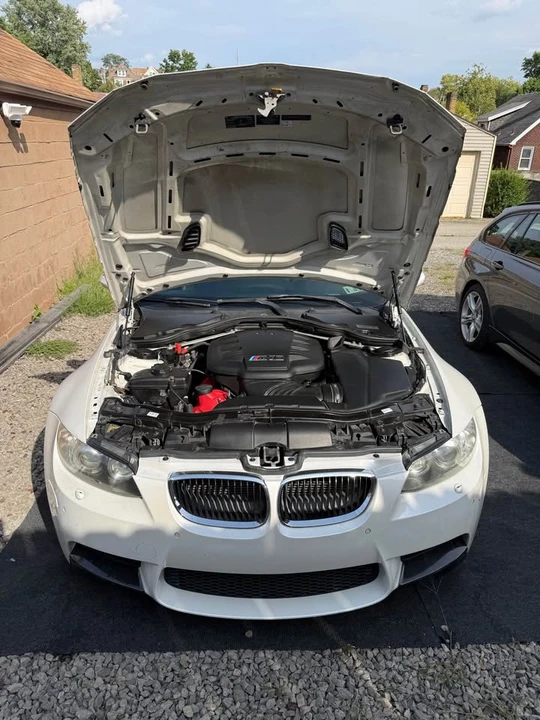 2011 BMW E93 M3 Convertible - Image 11 of 19