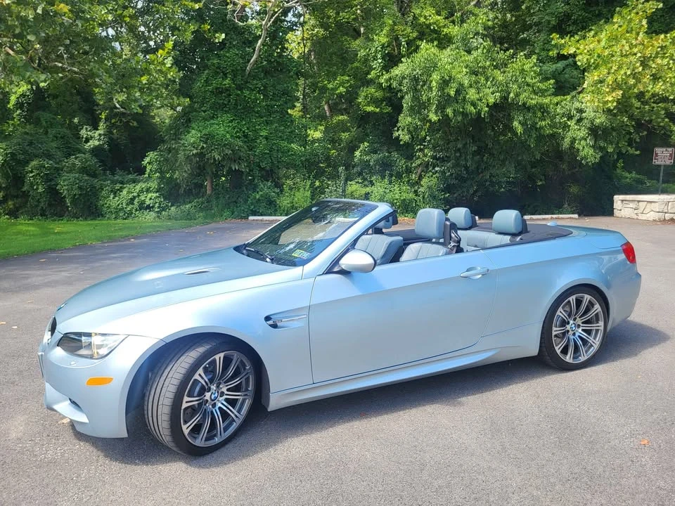 2011 BMW E93 M3 Convertible - Image 3 of 17