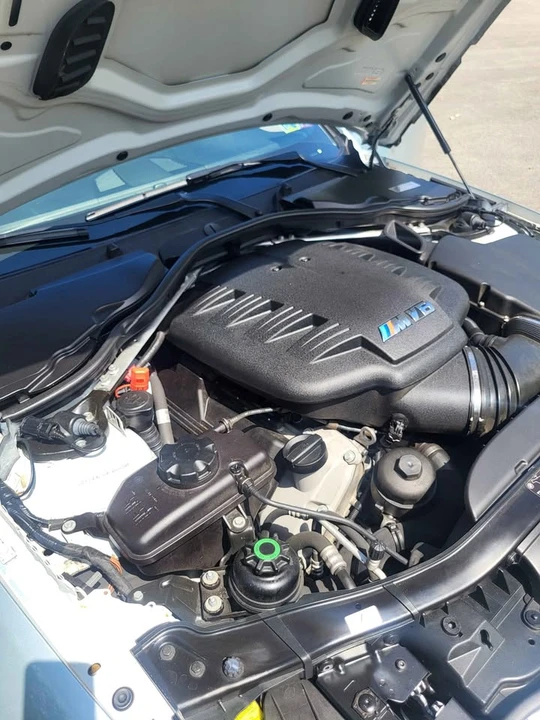 2011 BMW E93 M3 Convertible - Image 9 of 17