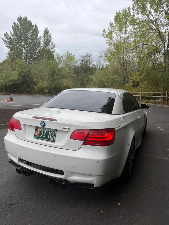2011 BMW E93 M3 Convertible - Image 5 of 9