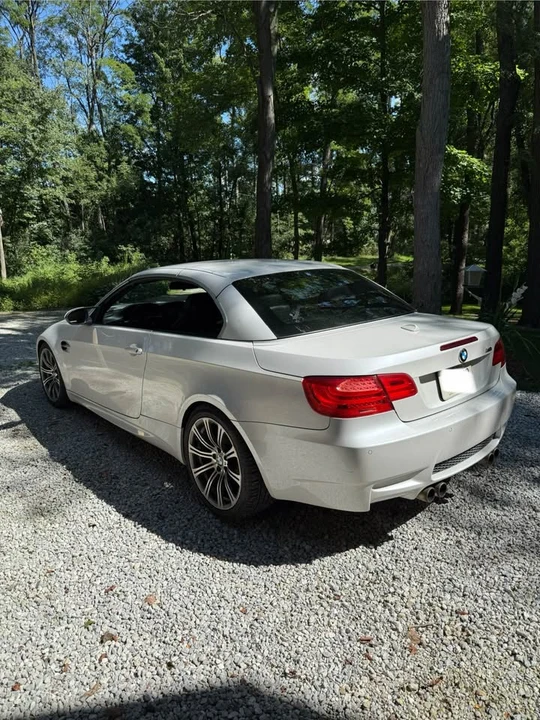 2011 BMW E93 M3 Convertible - Image 3 of 19