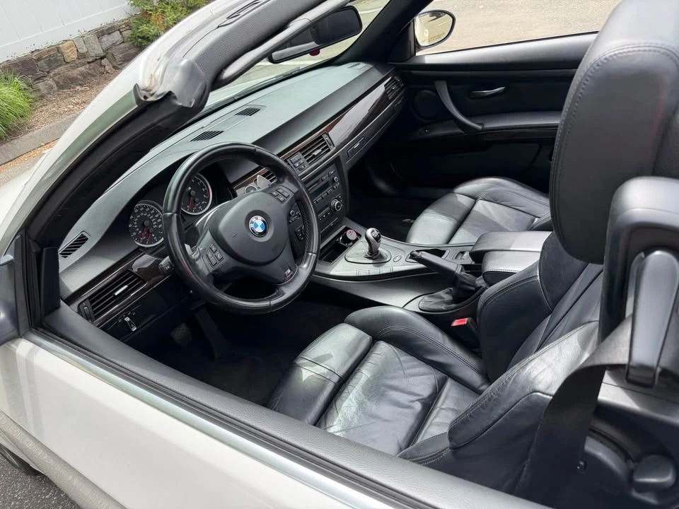2011 BMW E93 M3 Convertible - Image 14 of 19