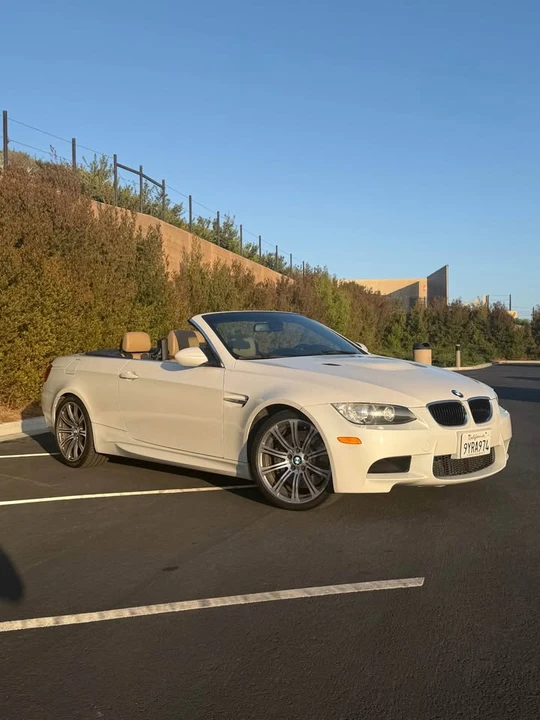 2011 BMW E93 M3 Convertible - Image 18 of 18
