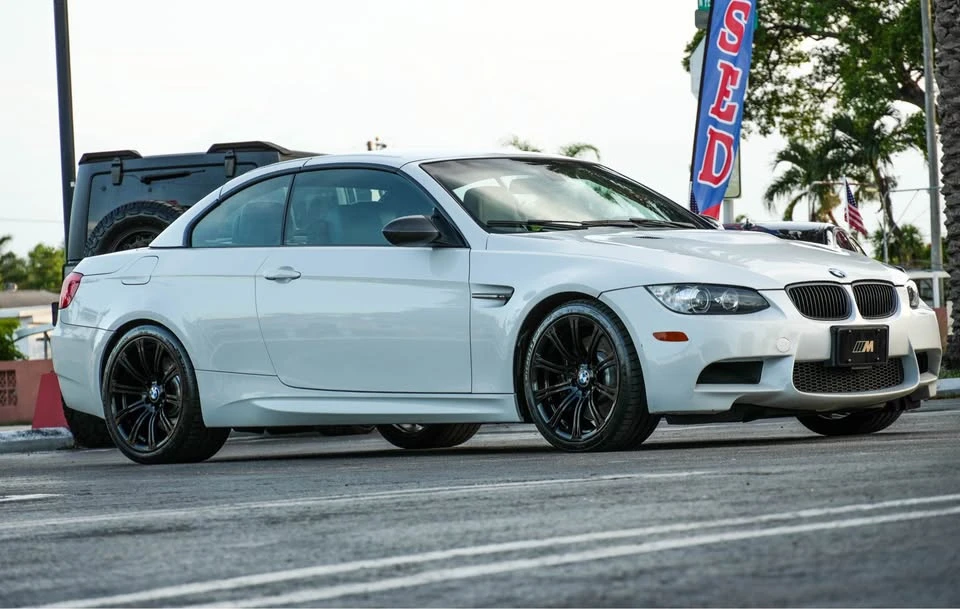 2011 BMW E93 M3 Convertible - Image 3 of 18