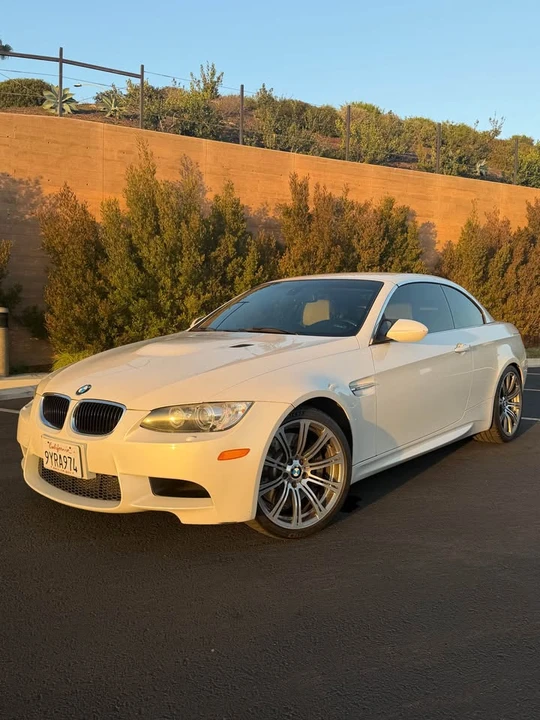 2011 BMW E93 M3 Convertible - Image 6 of 18
