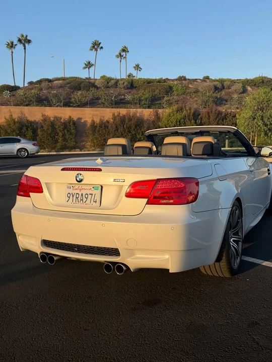 2011 BMW E93 M3 Convertible - Image 9 of 18