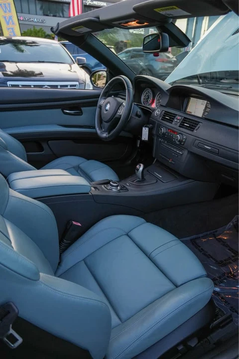 2011 BMW E93 M3 Convertible - Image 11 of 18