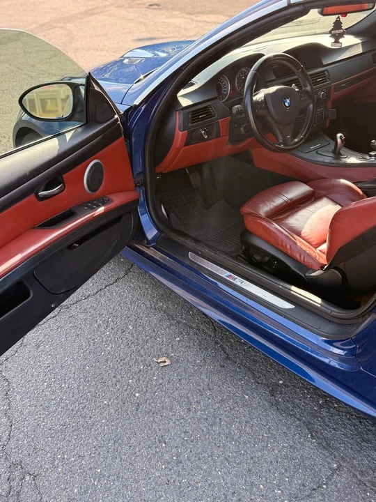 2011 BMW E93 M3 Convertible - Image 9 of 15