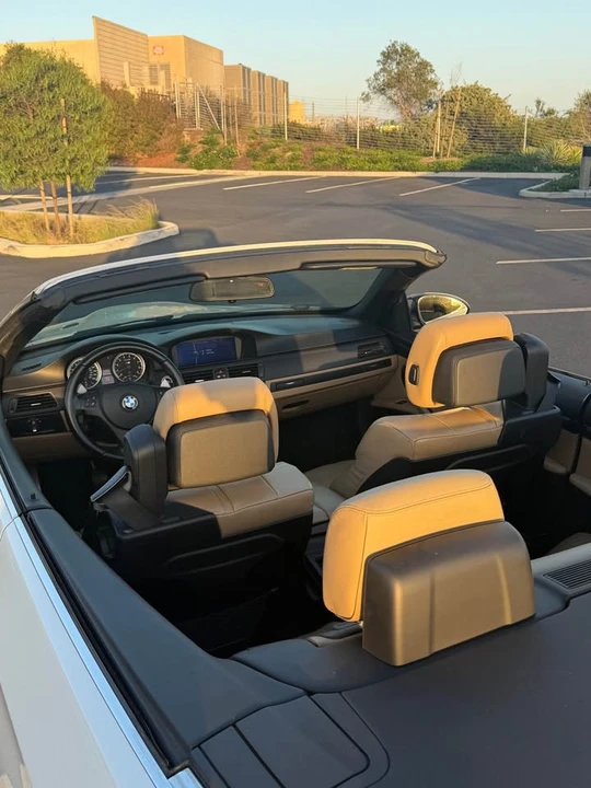 2011 BMW E93 M3 Convertible - Image 11 of 18