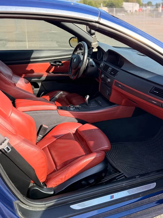 2011 BMW E93 M3 Convertible - Image 10 of 15