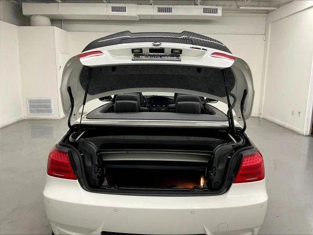 2011 BMW E93 M3 Convertible - Image 27 of 31
