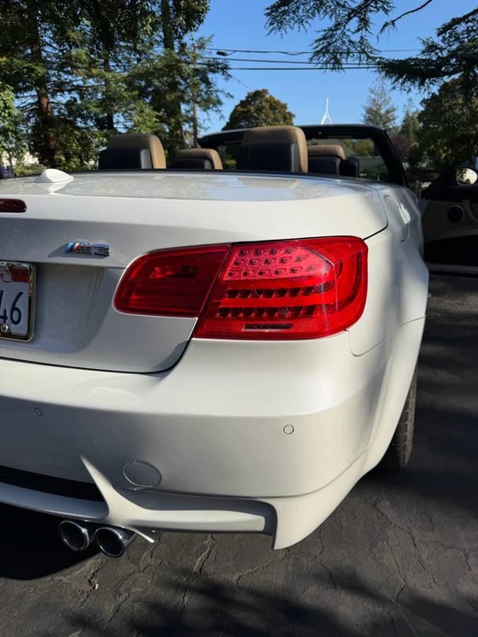 2011 BMW M3 - Image 16 of 24