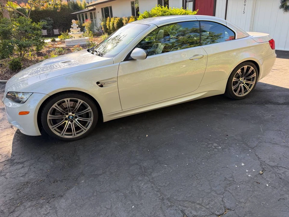 2011 BMW M3 - Image 6 of 24