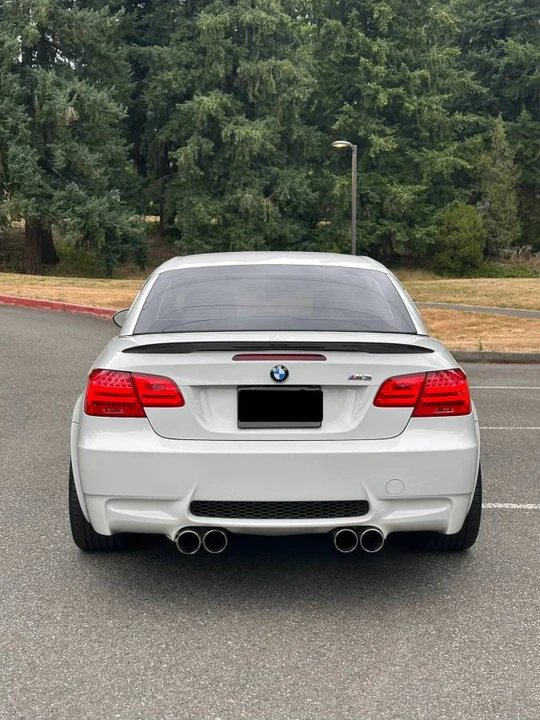 2011 BMW E93 M3 Convertible - Image 5 of 12