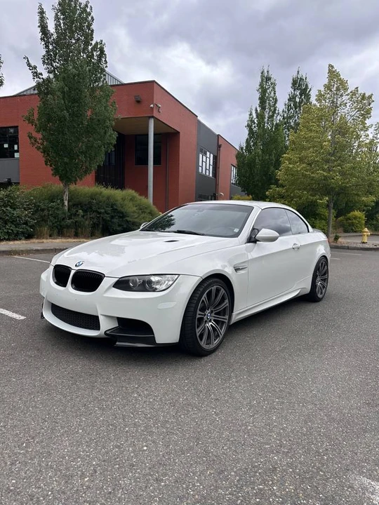 2011 BMW E93 M3 Convertible - Image 2 of 12