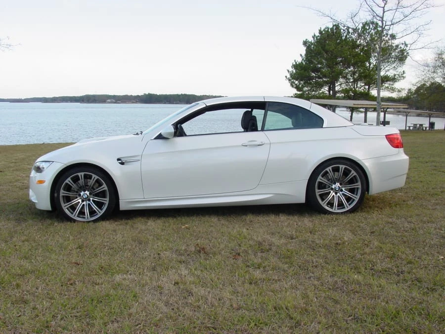 2011 BMW E93 M3 Convertible - Image 2 of 7