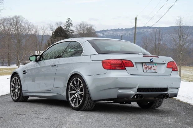 2011 BMW E93 M3 Convertible - Image 2 of 7