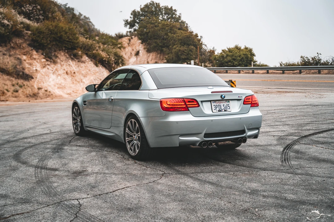 2011 BMW E93 M3 Convertible - Image 11 of 31