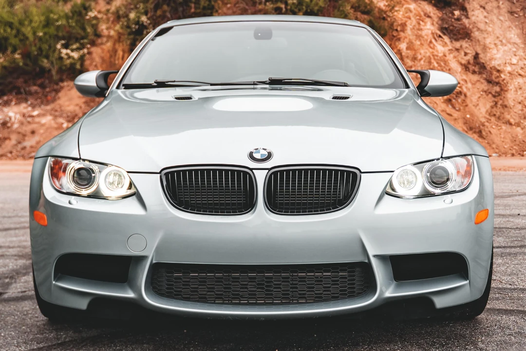 2011 BMW E93 M3 Convertible - Image 2 of 31