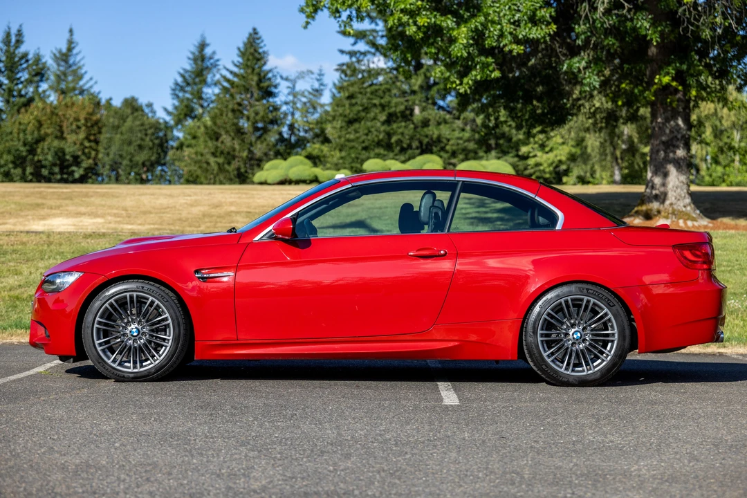 2011 BMW E93 M3 Convertible - Image 13 of 31