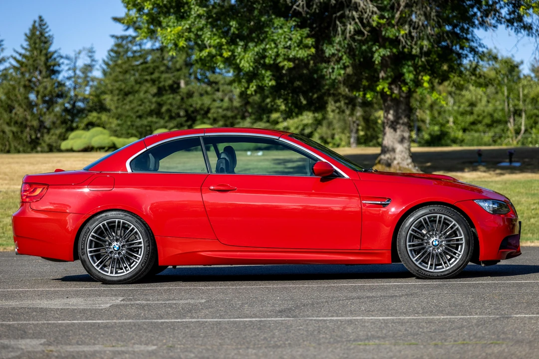 2011 BMW E93 M3 Convertible - Image 3 of 31