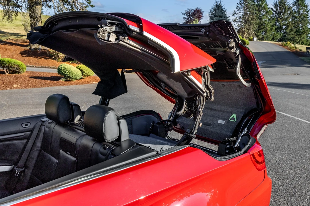 2011 BMW E93 M3 Convertible - Image 18 of 31