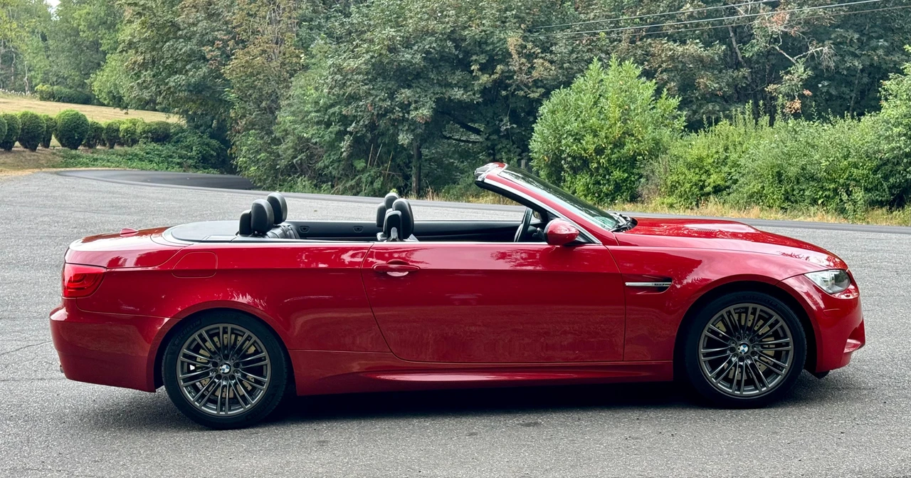 2011 BMW E93 M3 Convertible - Image 8 of 31